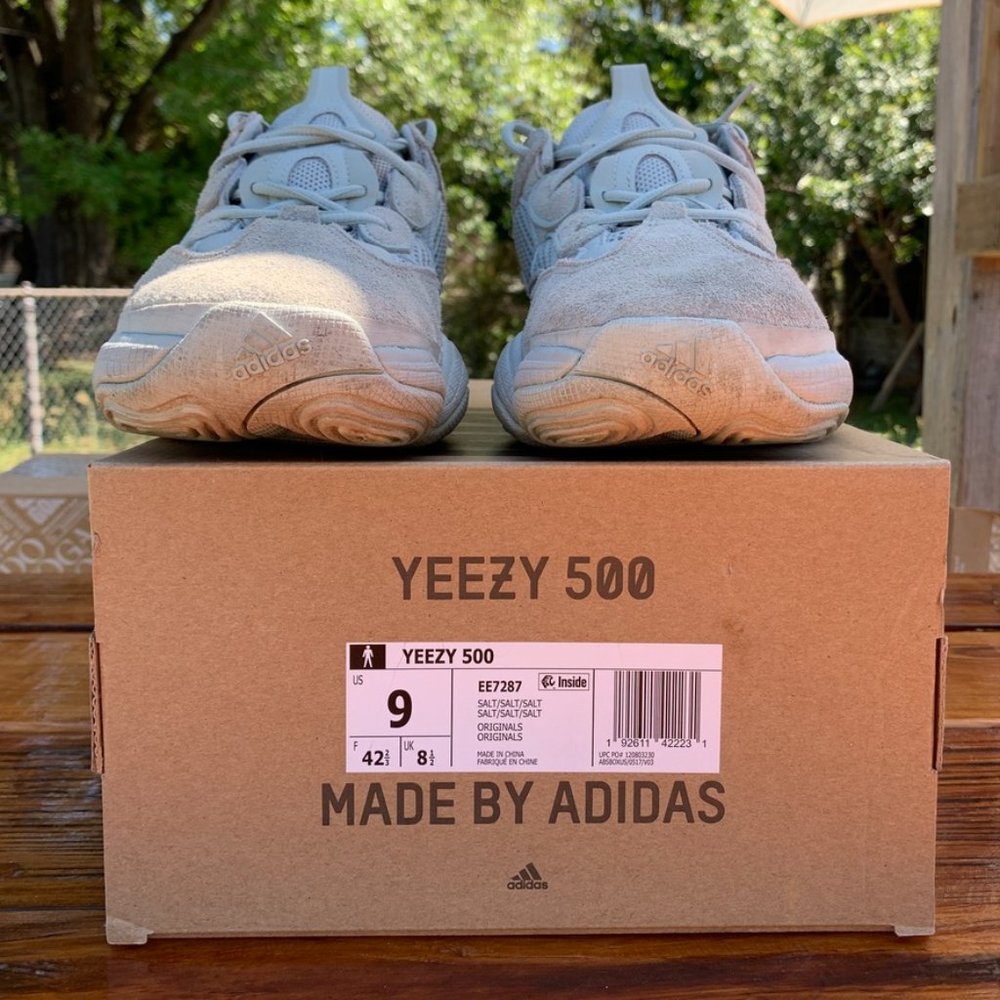 Pre owned yeezy 500 size 9 color "salt"